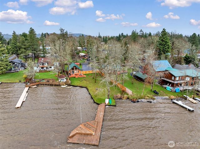 404 Streeter Road, Silverlake, WA 98645