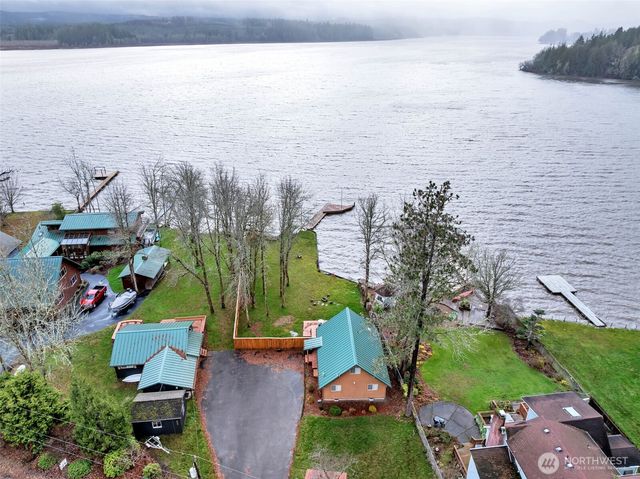 404 Streeter Road, Silverlake, WA 98645