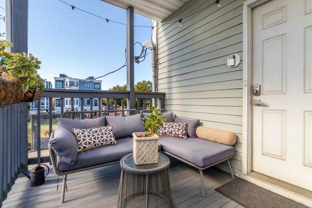 201 D St 2, Boston, MA 02127