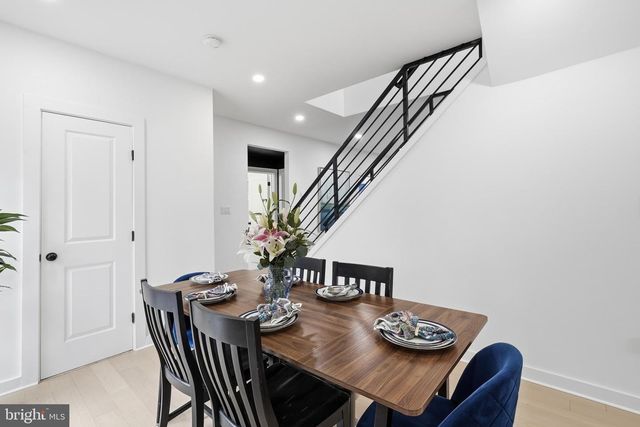 2211 FRANKLIN ST NE, Washington, DC 20018