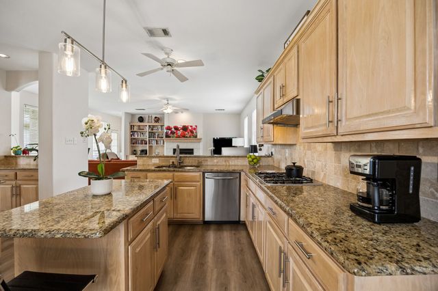 9705 Valley Lake Court, Irving, TX 75063