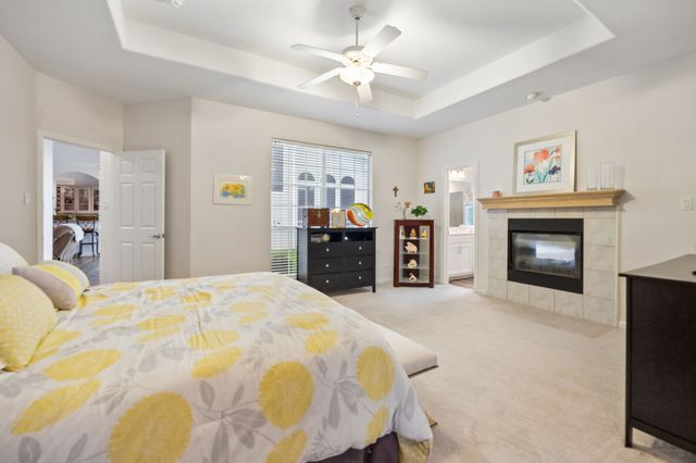 9705 Valley Lake Court, Irving, TX 75063