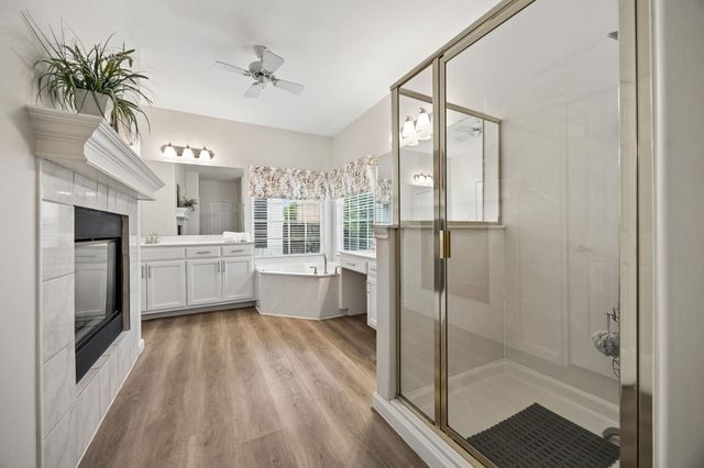 9705 Valley Lake Court, Irving, TX 75063