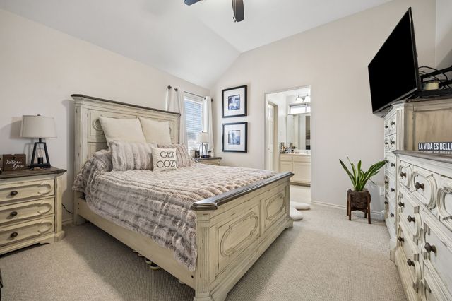 9705 Valley Lake Court, Irving, TX 75063