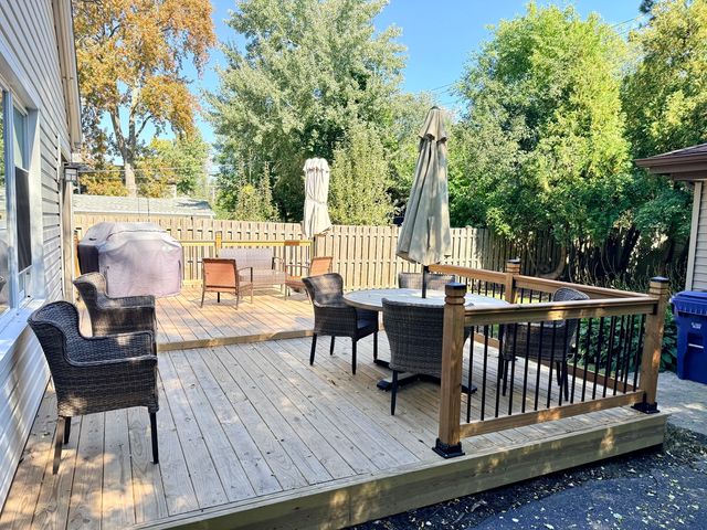 1235 Ferndale Avenue, Highland Park, IL 60035