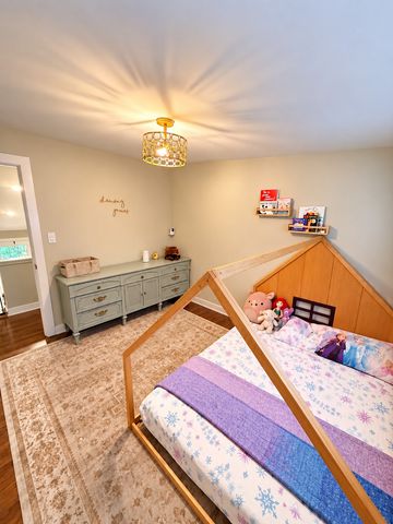 1235 Ferndale Avenue, Highland Park, IL 60035