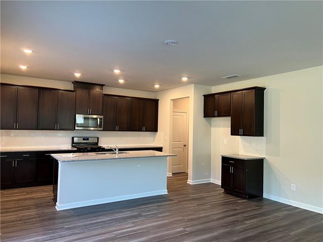 6072 Hickory Creek Court, Braselton, GA 30517