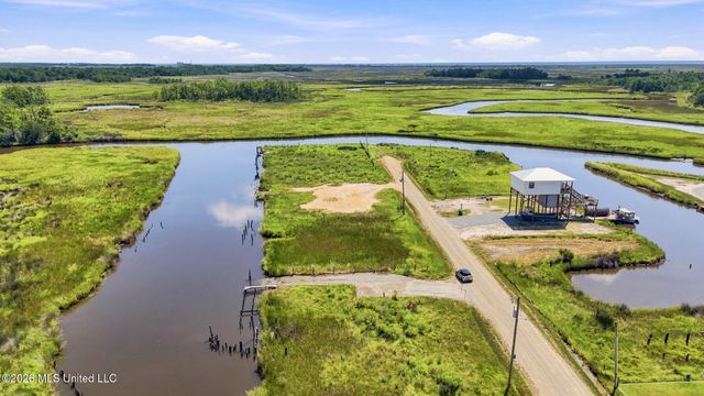 9038 Saint Mary Drive, Bay Saint Louis, MS 39520