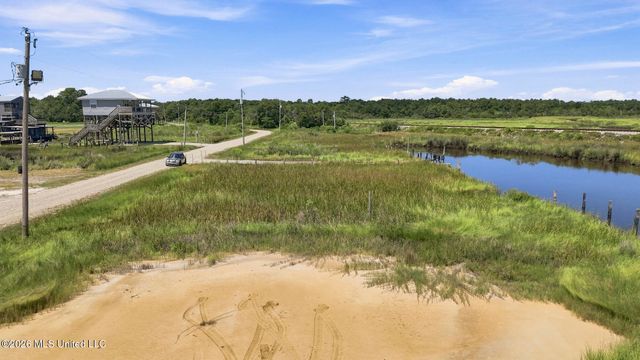 9038 Saint Mary Drive, Bay Saint Louis, MS 39520