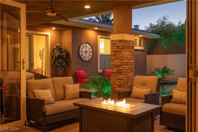 2817 High View Drive, Henderson, NV 89014