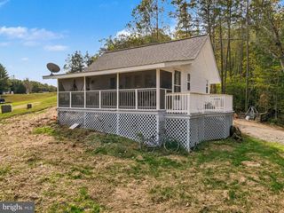 161 N ANNA DR, Louisa, VA 23093