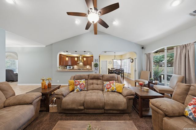 9315 Holly Star, Helotes, TX 78023