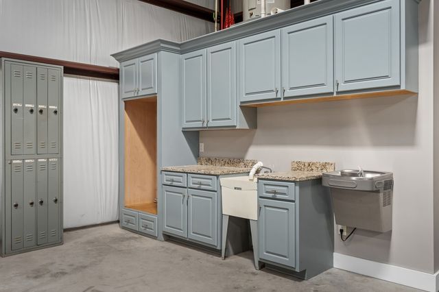 4580 Rockdale Fellowship Rd, Mount Juliet, TN 37122