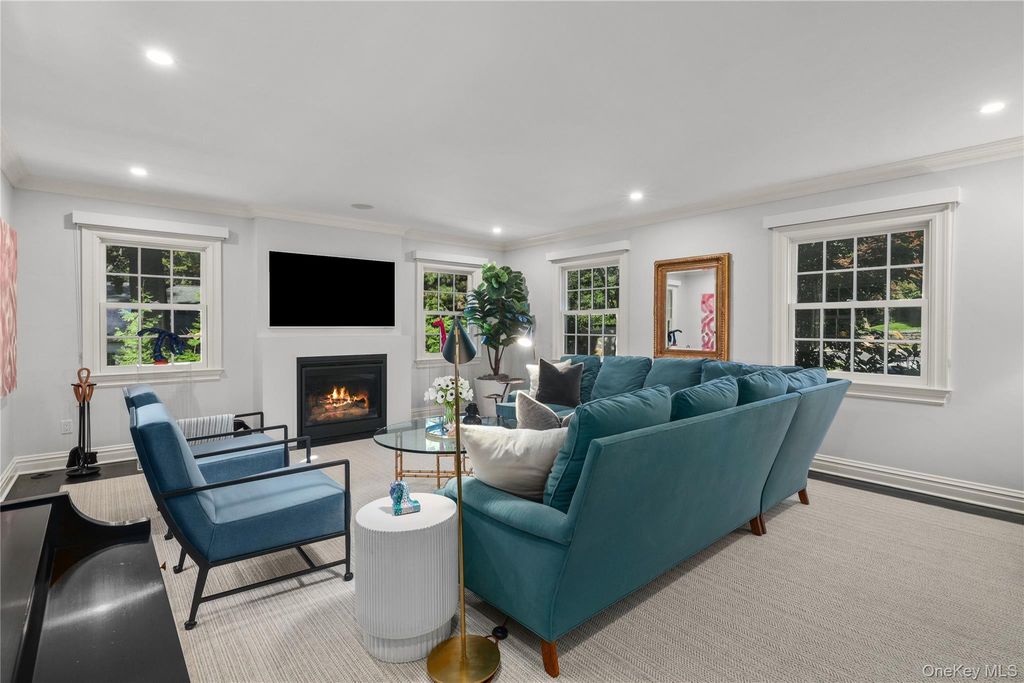 238 Pondfield Road, Bronxville, NY 10708 — photo 3