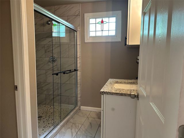 1404 Forest ST B, Georgetown, TX 78626