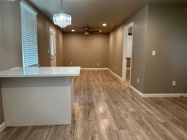 1404 Forest ST B, Georgetown, TX 78626