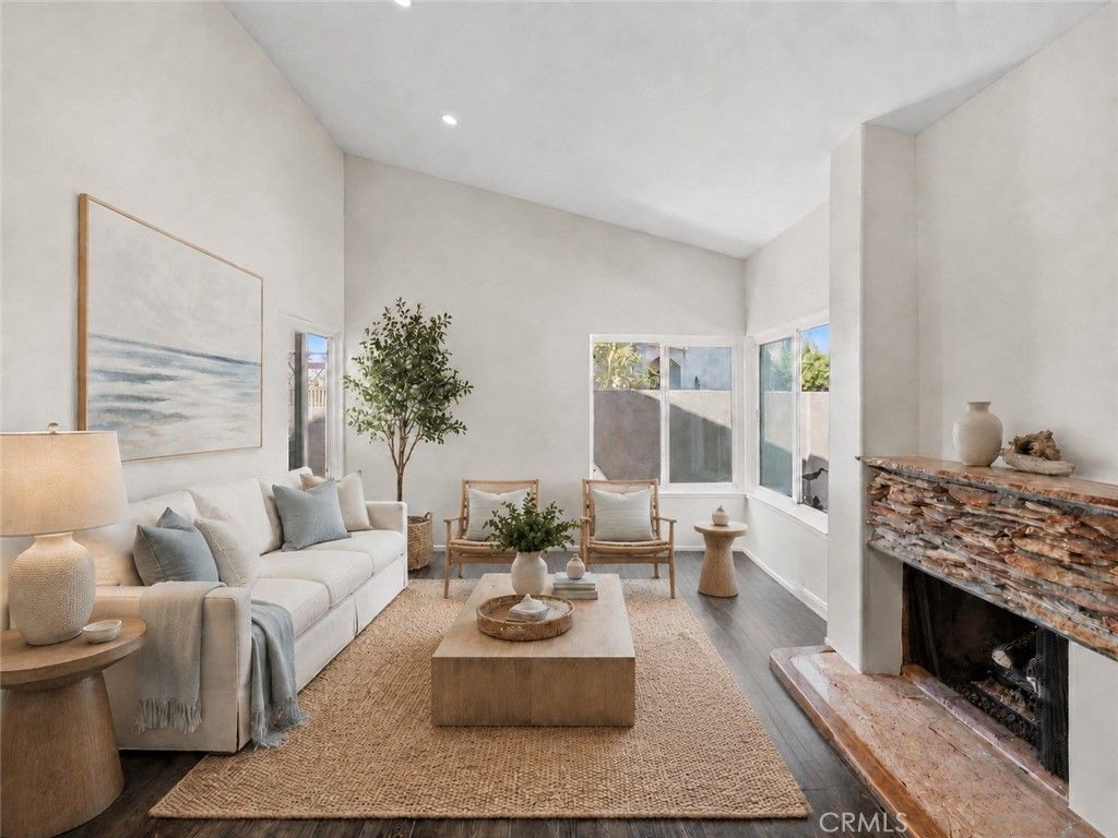 21241 Lochlea Lane, Huntington Beach, CA 92646 — exterior