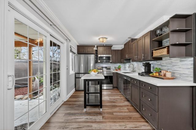 101 Kerr Ct, Folsom, CA 95630