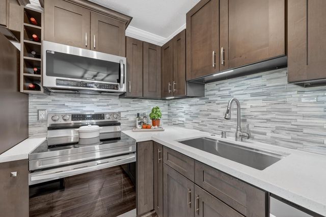 101 Kerr Ct, Folsom, CA 95630