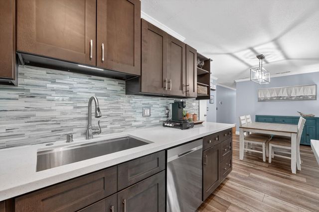 101 Kerr Ct, Folsom, CA 95630