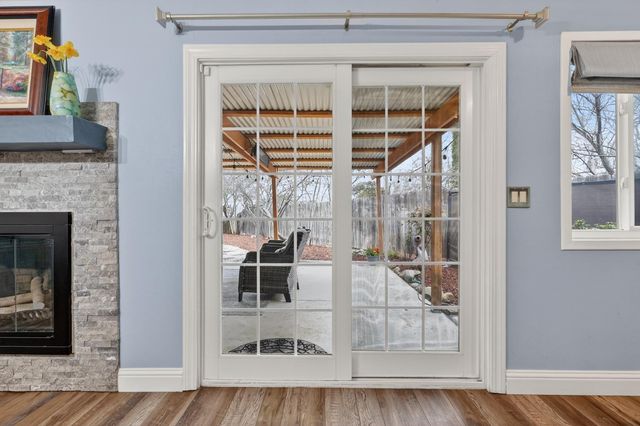 101 Kerr Ct, Folsom, CA 95630