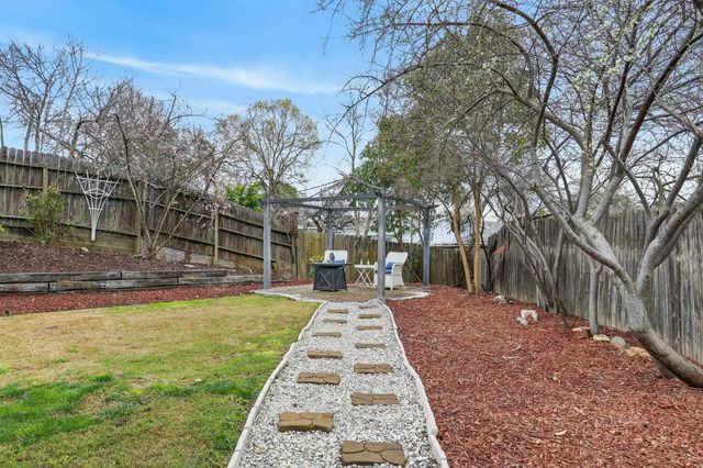 101 Kerr Ct, Folsom, CA 95630