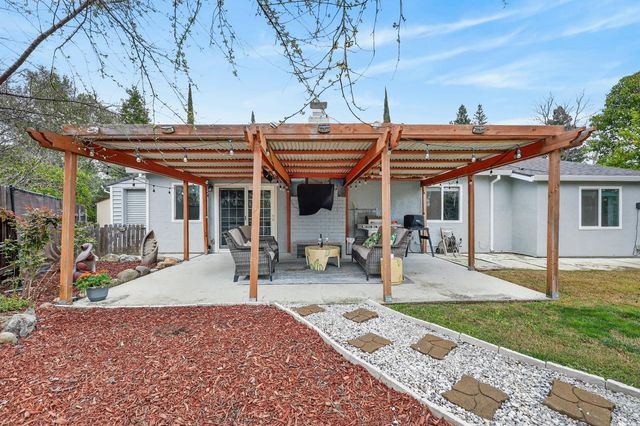 101 Kerr Ct, Folsom, CA 95630