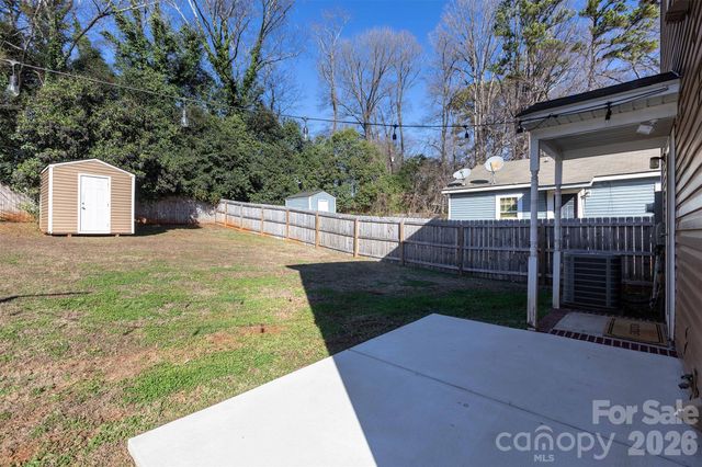 922 Berryhill Road, Charlotte, NC 28208
