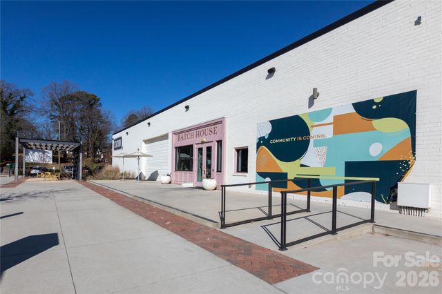 922 Berryhill Road, Charlotte, NC 28208