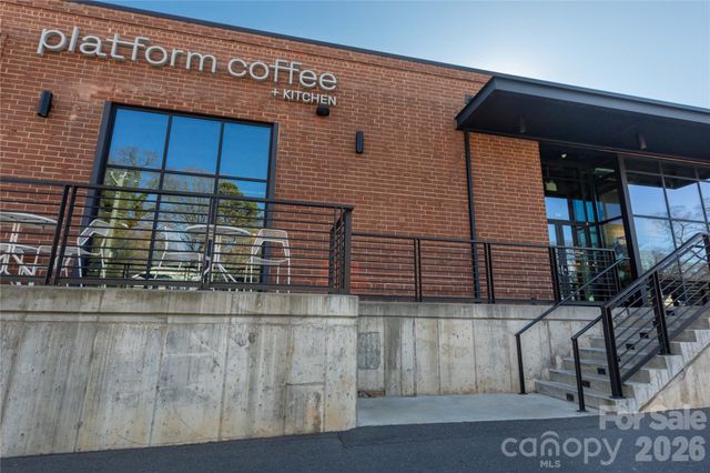 922 Berryhill Road, Charlotte, NC 28208