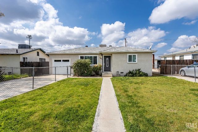 1412 Castaic Avenue, Bakersfield, CA 93308