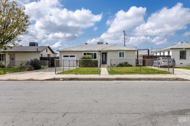 1412 Castaic Avenue, Bakersfield, CA 93308