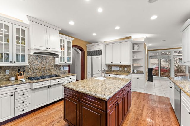 1458 Spyglass Circle, Chesterton, IN 46304