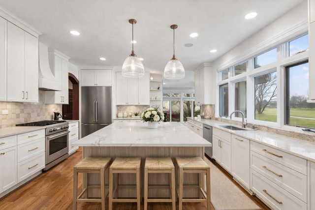 1458 Spyglass Circle, Chesterton, IN 46304