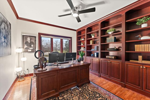 1458 Spyglass Circle, Chesterton, IN 46304