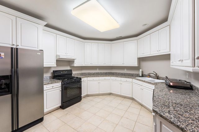 1458 Spyglass Circle, Chesterton, IN 46304