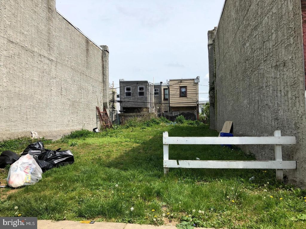 1855 N 24TH ST, PHILADELPHIA, PA 19121 — exterior