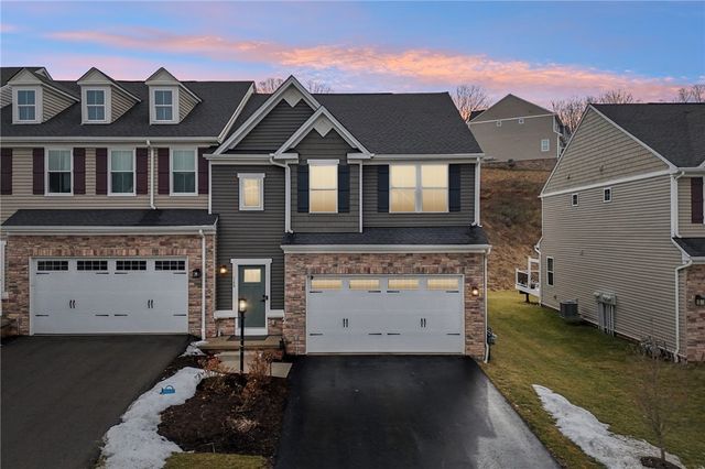 168 Dana Dr, Ohio Twp, PA 15143