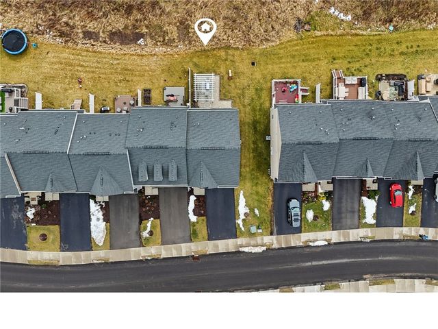 168 Dana Dr, Ohio Twp, PA 15143