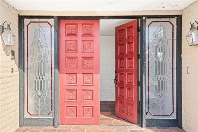 10497 Crystal Dr, Wallace, CA 95224