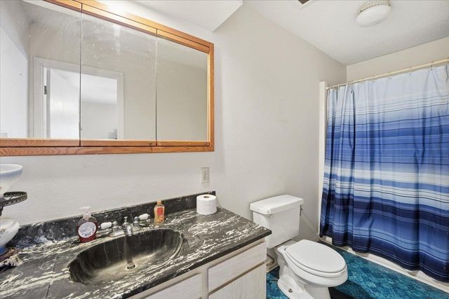 1221 Downing Avenue, Waterloo, IA 50701