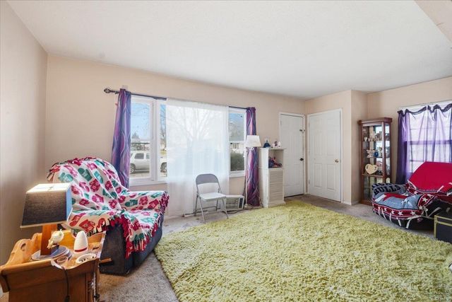 1221 Downing Avenue, Waterloo, IA 50701