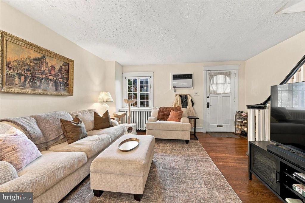 3420 W QUEEN LN, PHILADELPHIA, PA 19129 — photo 4