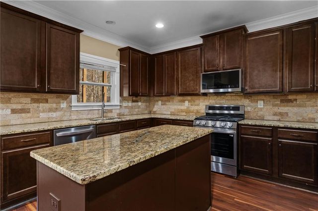 192 Gallery Court, Acworth, GA 30101