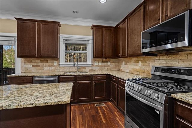 192 Gallery Court, Acworth, GA 30101