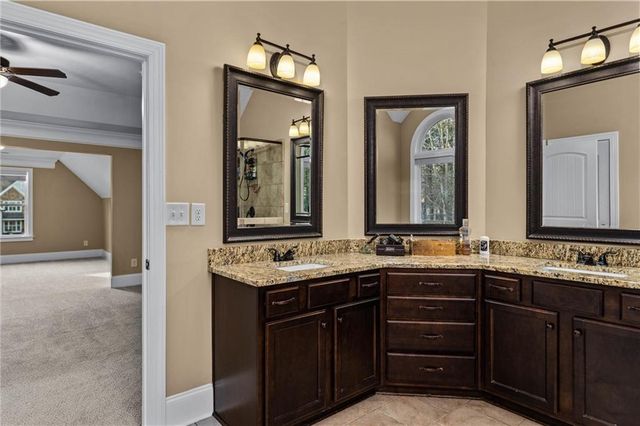 192 Gallery Court, Acworth, GA 30101