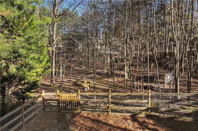 192 Gallery Court, Acworth, GA 30101