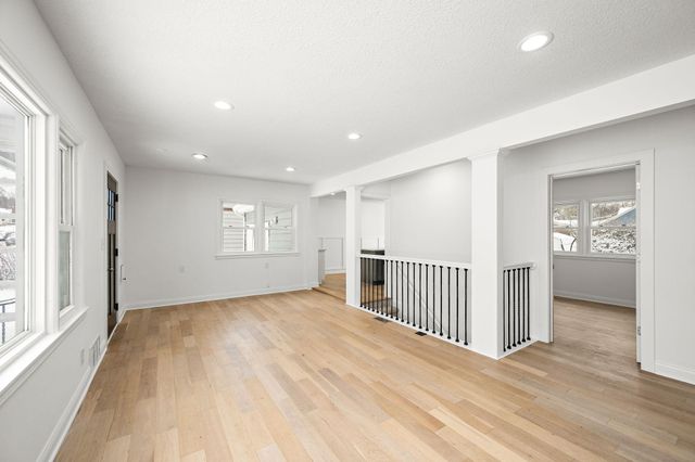 1756 Saunders Avenue, Saint Paul, MN 55116