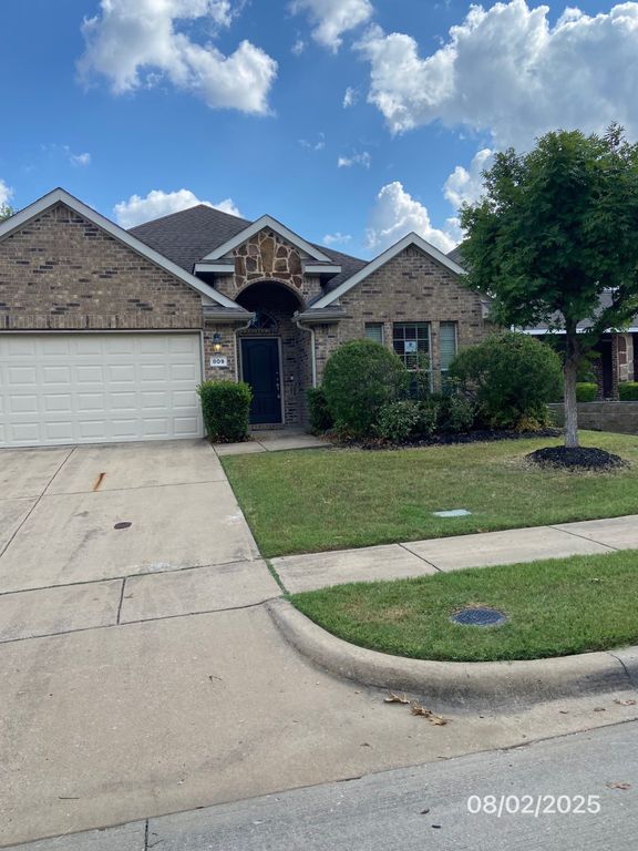 809 Max Drive, Mckinney, TX 75069