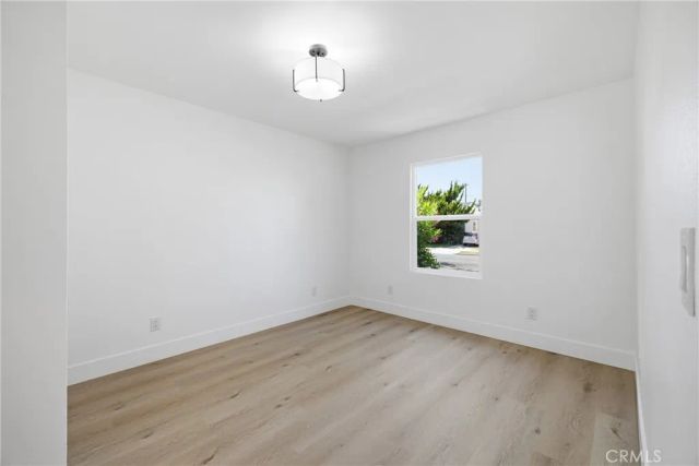 1098 E Ridgewood, Long Beach, CA 90807